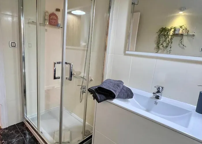 Tantin Center * Santander